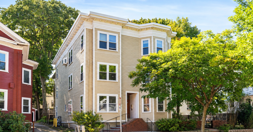 16 Upland Road Unit 2, Cambridge, MA 02140
